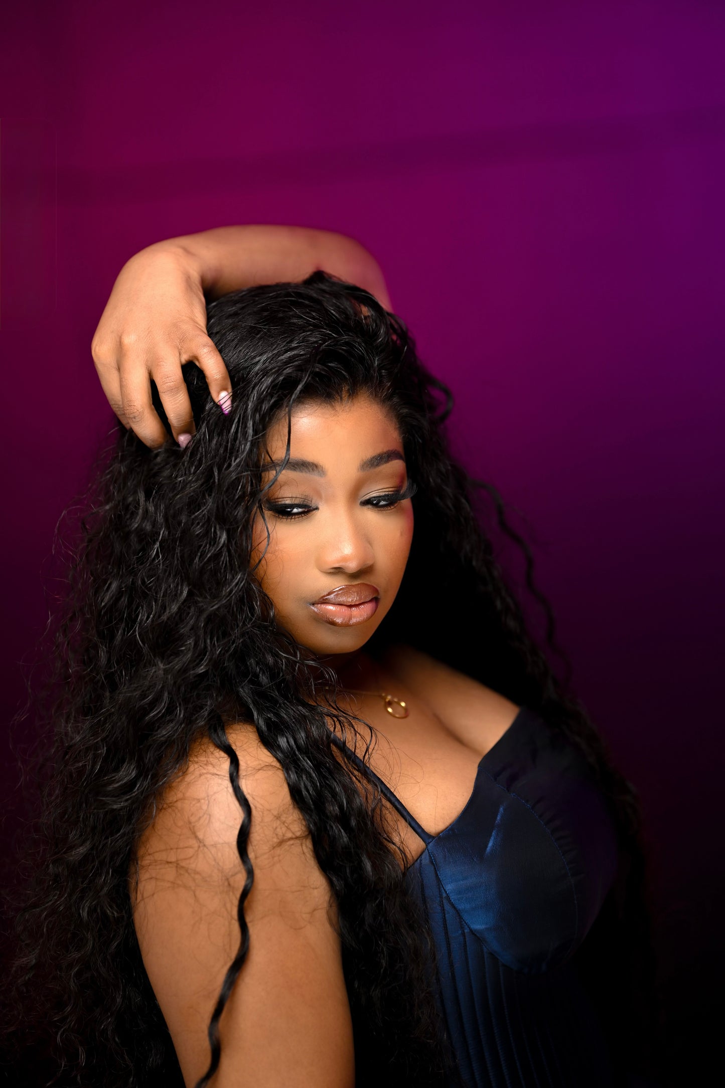 Deep Wavy Bundles